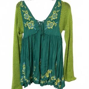 Free People Bohemian Style Green Embroidered Knit Sleeve Babydoll Top Women's XS